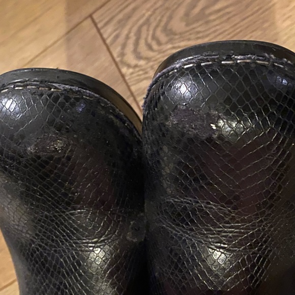 dansko snakeskin clogs